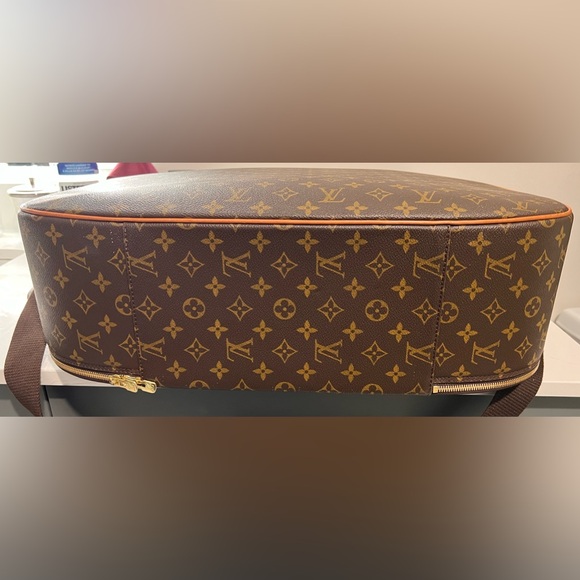 Louis Vuitton Monogram Packall - Picture 3 of 16